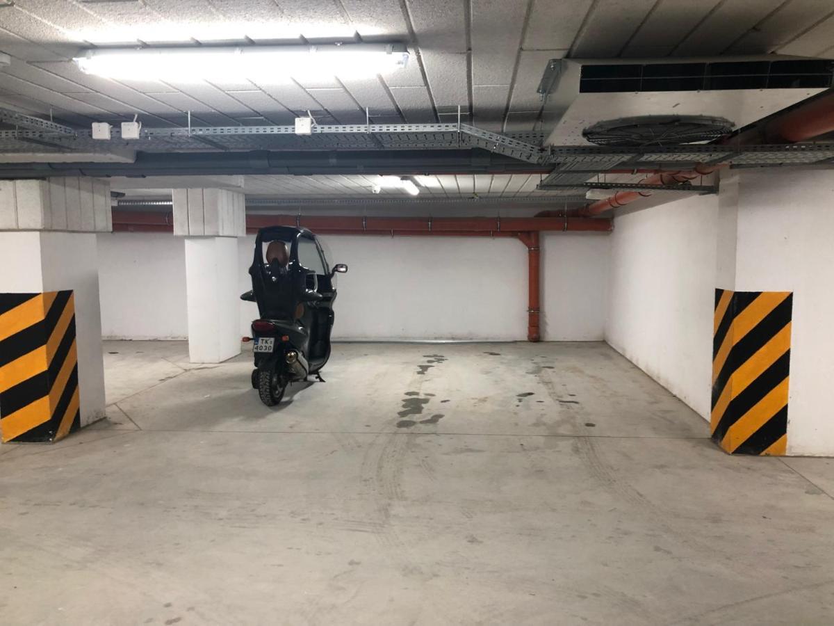 Klimatyzowany Apartament Wenecja Z Garazem Podziemnym Kielce Ngoại thất bức ảnh